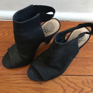 Vince Camuto peep toe booties size 6